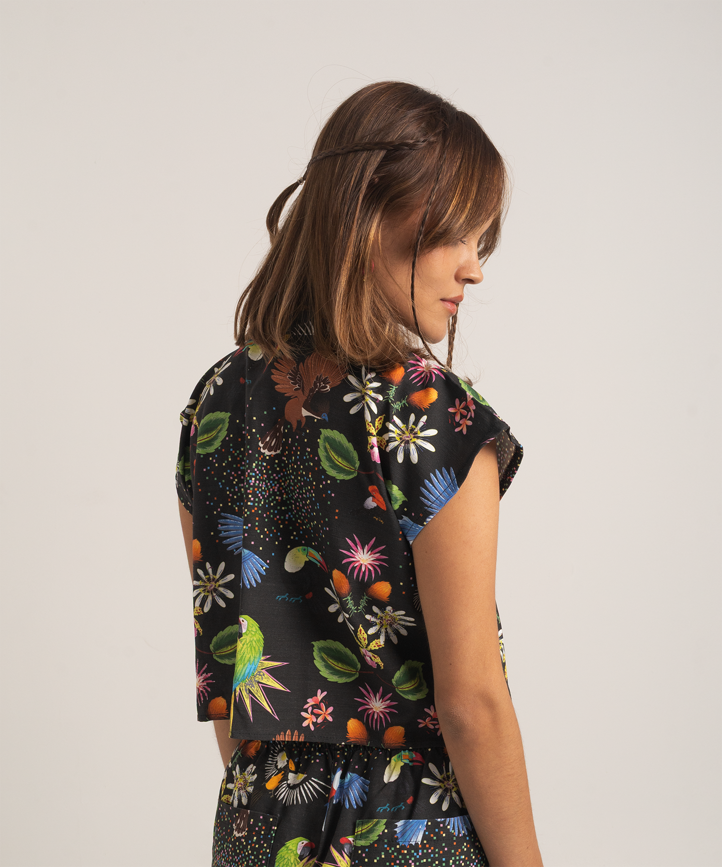 Blusa Sakura negra