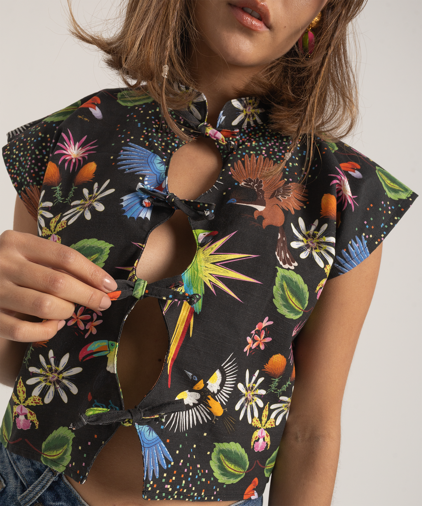 Blusa Sakura negra