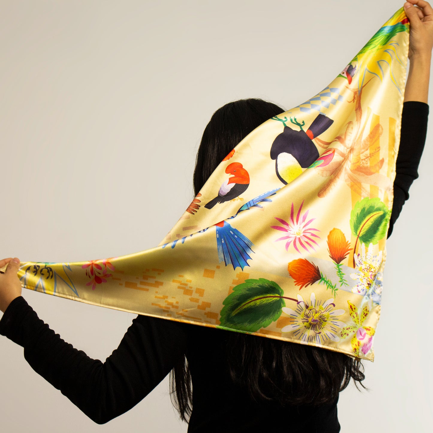 Pañoleta Pétalos Dorada