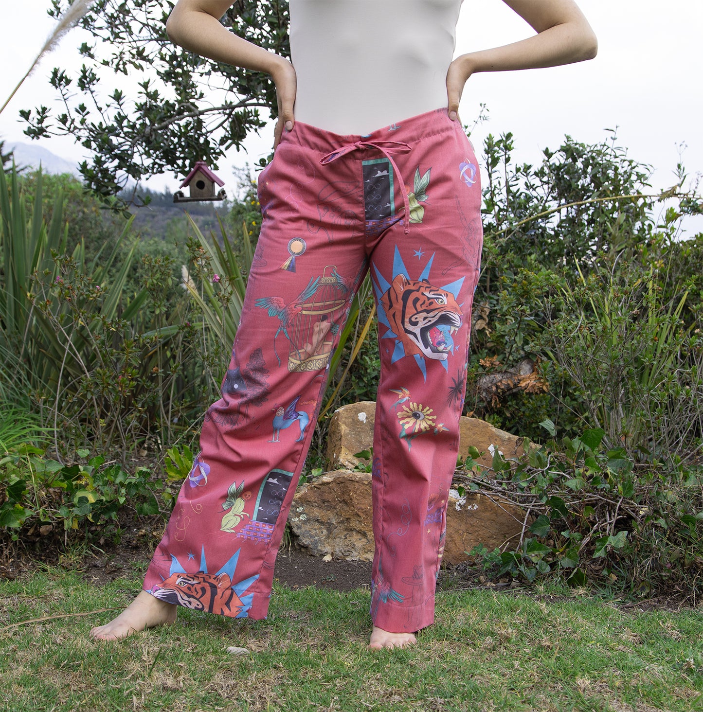 Pantalón Onírica vinotinto